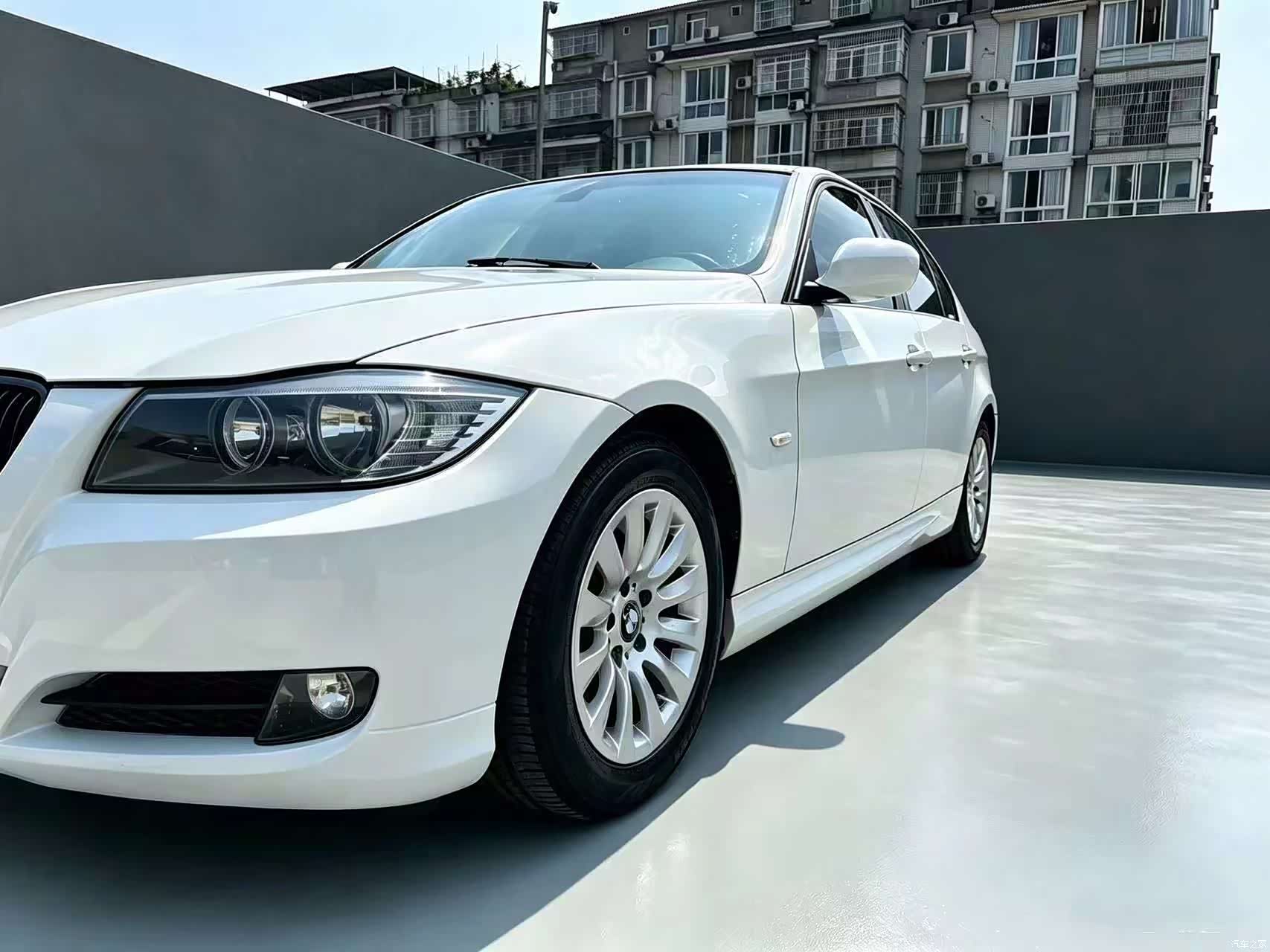 BMW 3 Series, 2010 7
