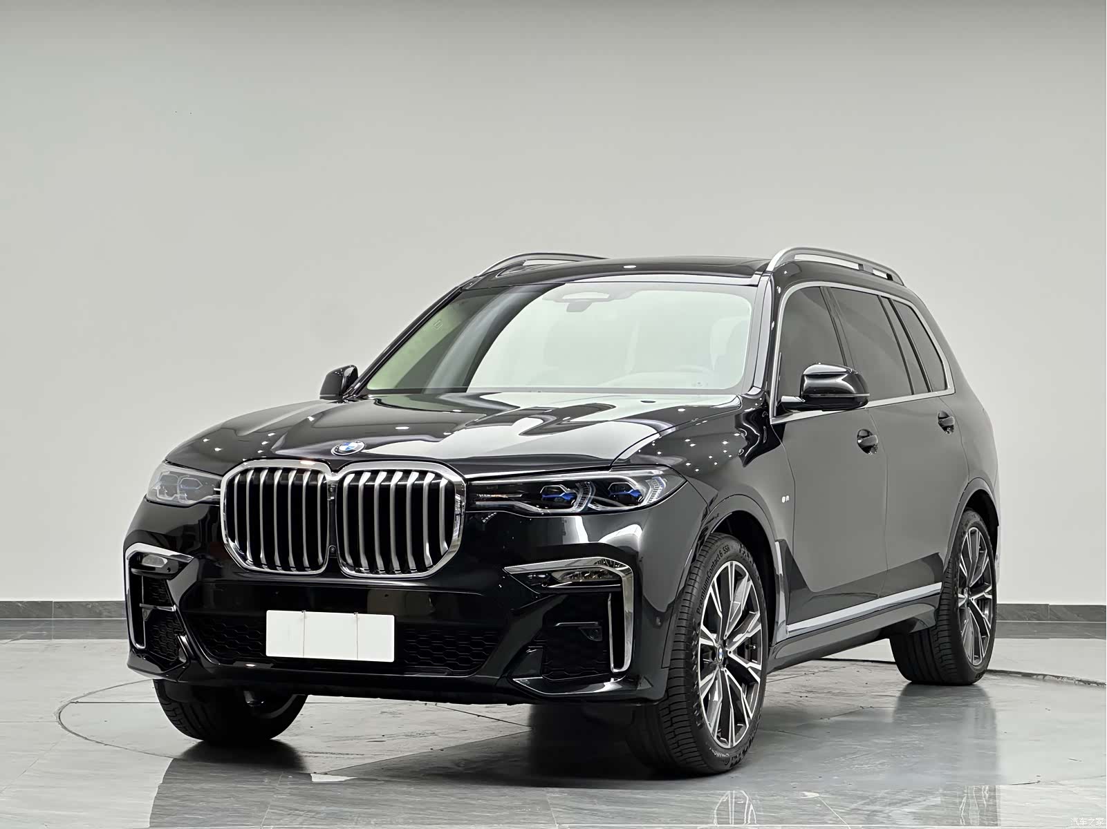 BMW X7, 2021 1