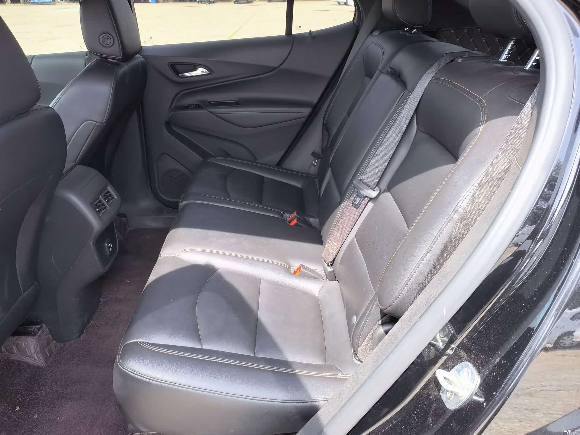 Chevrolet Equinox, 2023 10