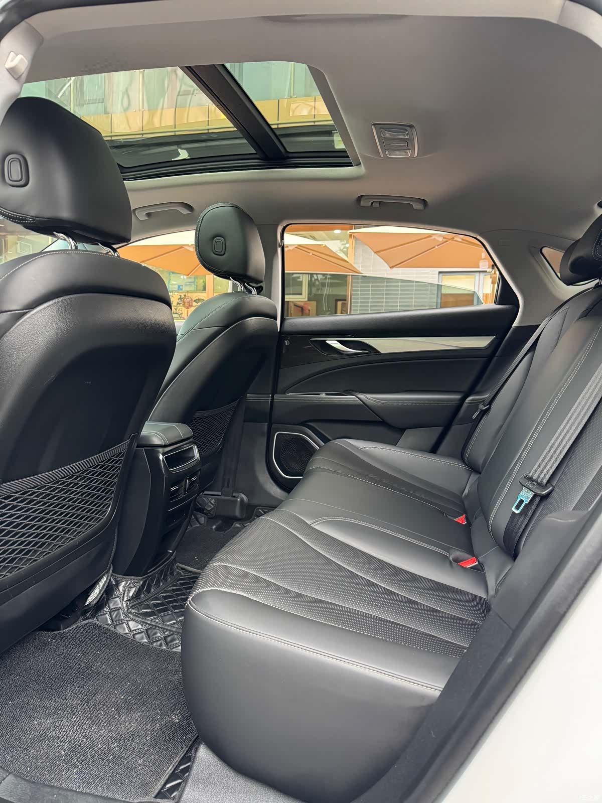 Geely +, 2022 10