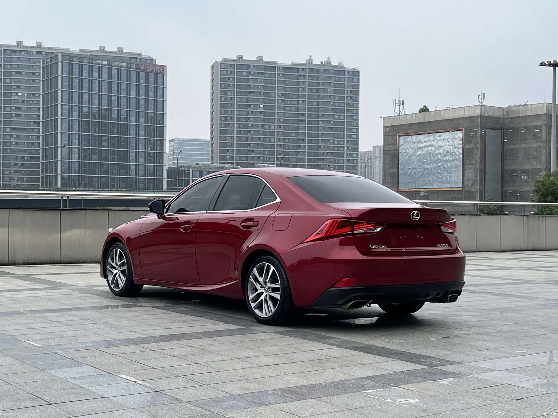 Lexus IS, 2018 14