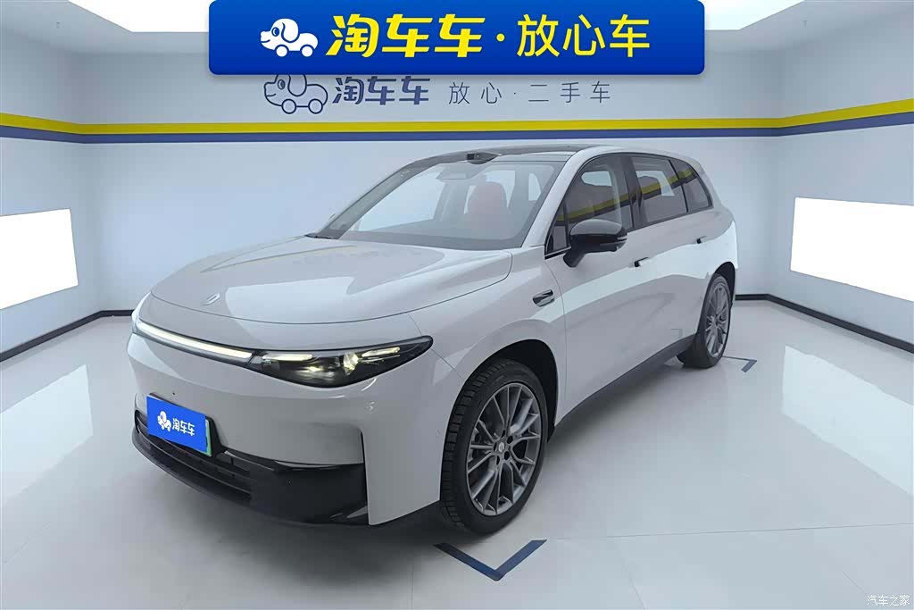 Leapmotor C10