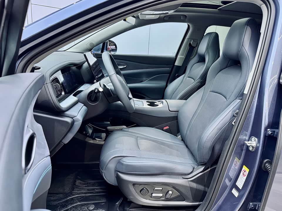 BYD Sea Lion 07 DM-i