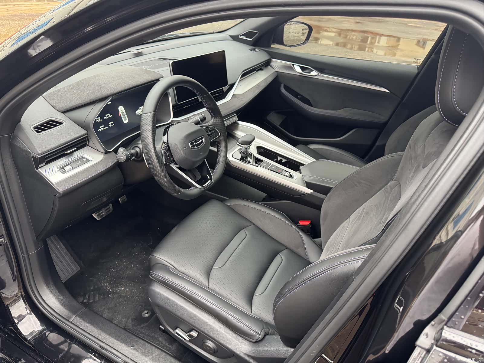 Geely Preface, 2024 22