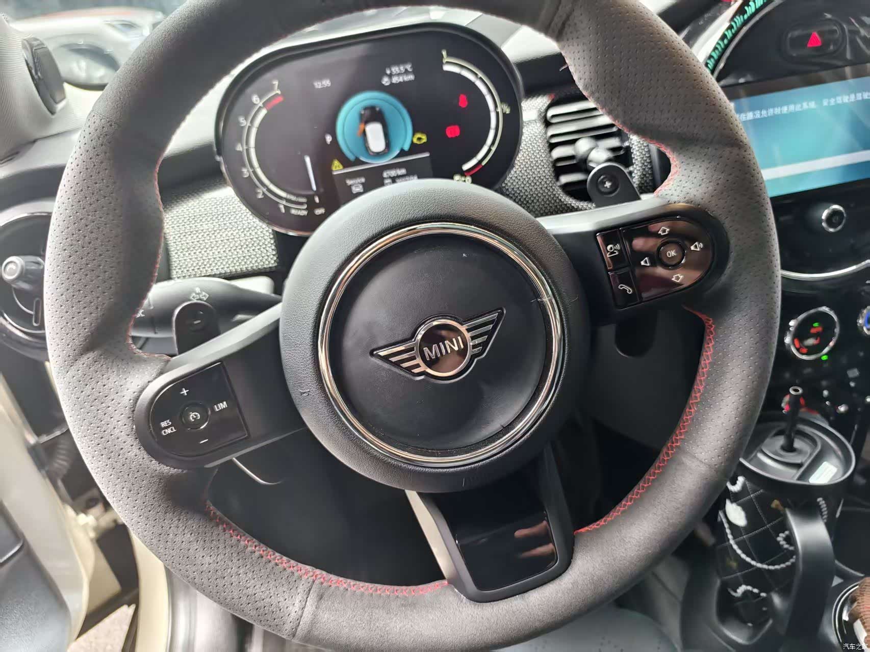 Mini Cooper, 2023 все фото