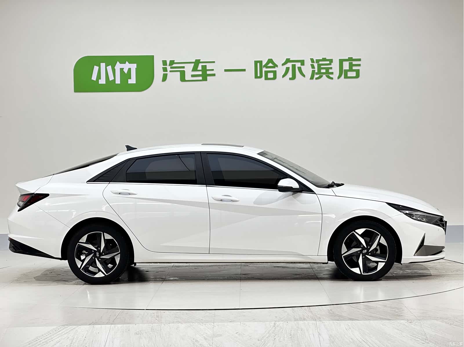 Hyundai Elantra, 2022 7