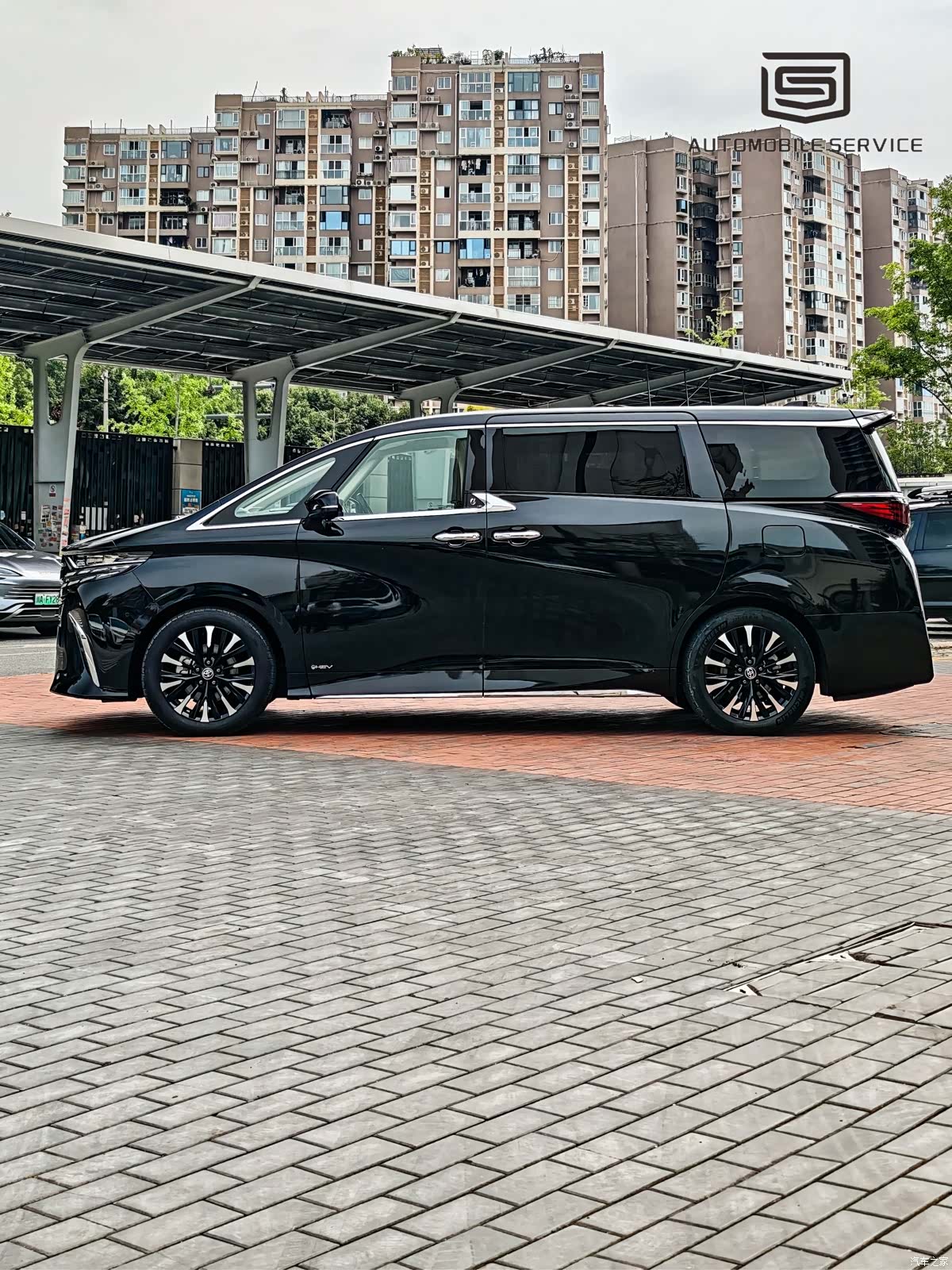 Toyota Alphard, 2024 8