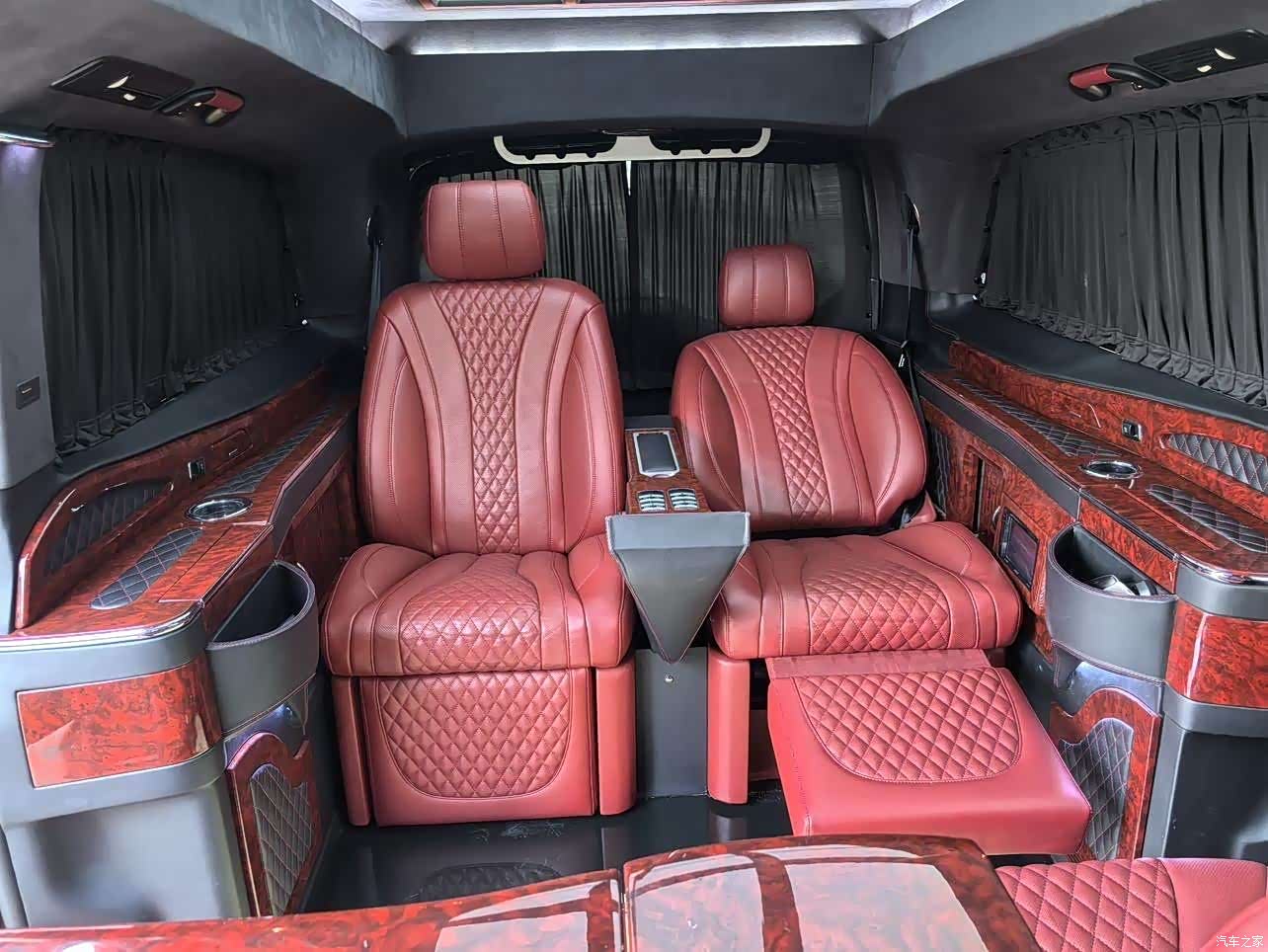 Mercedes-Benz V-Class, 2019 все фото