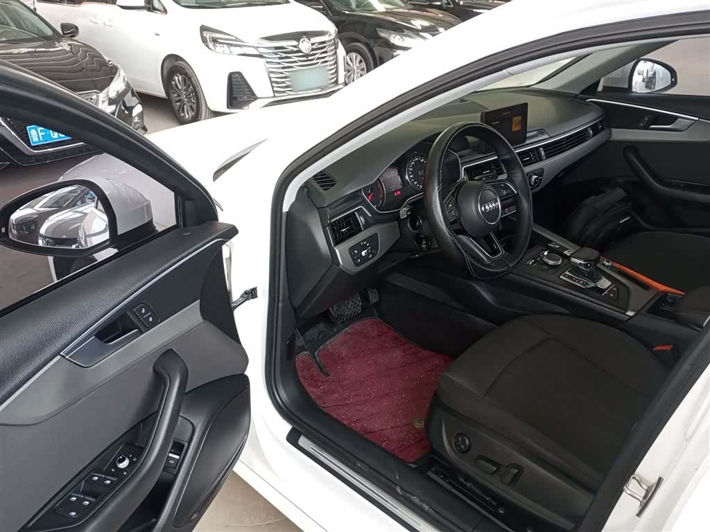 Audi A4L, 2019 12