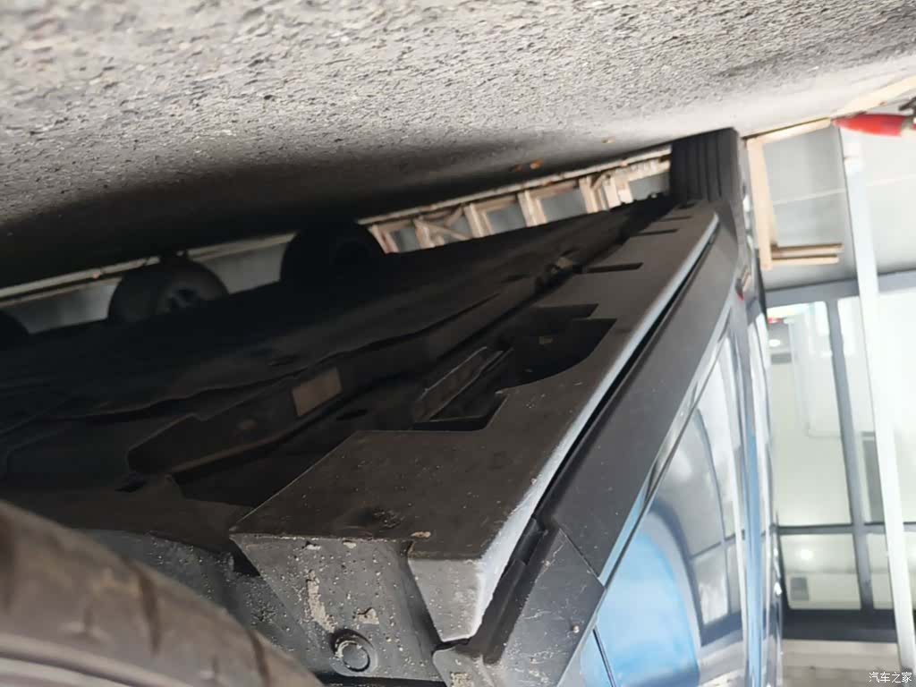 BYD Dolphin, 2023 21