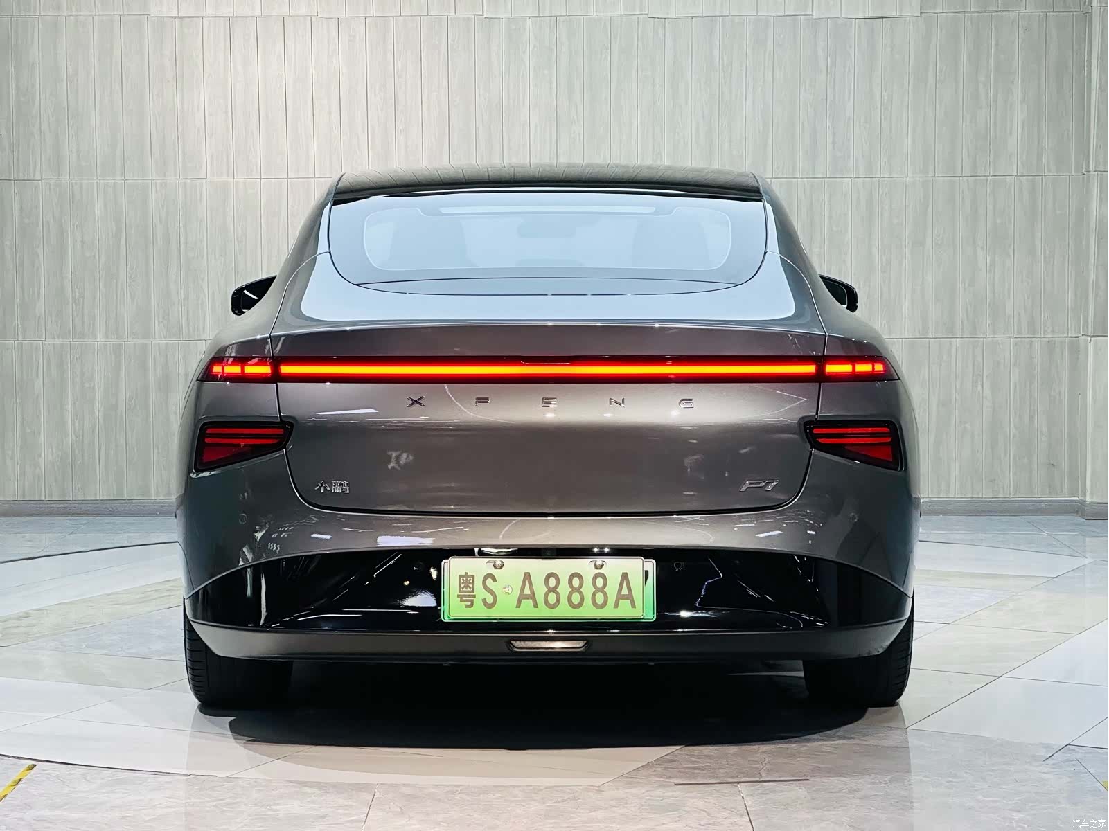 Xpeng P7, 2022 6