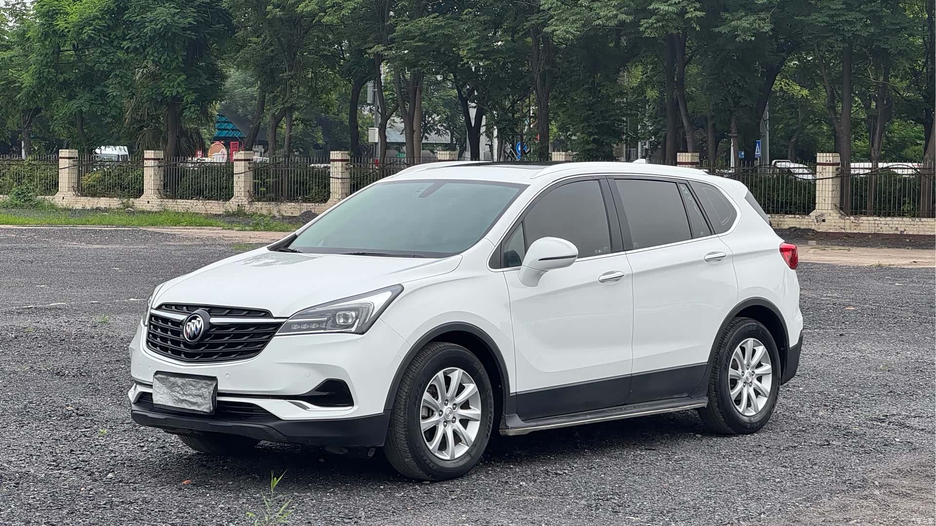 Buick Envision Plus, 2022 1
