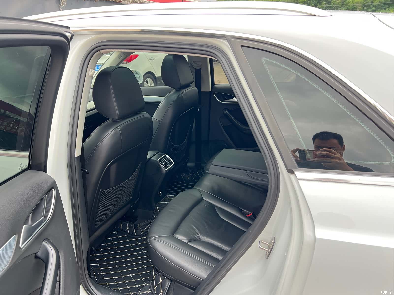 Audi Q3, 2015 11