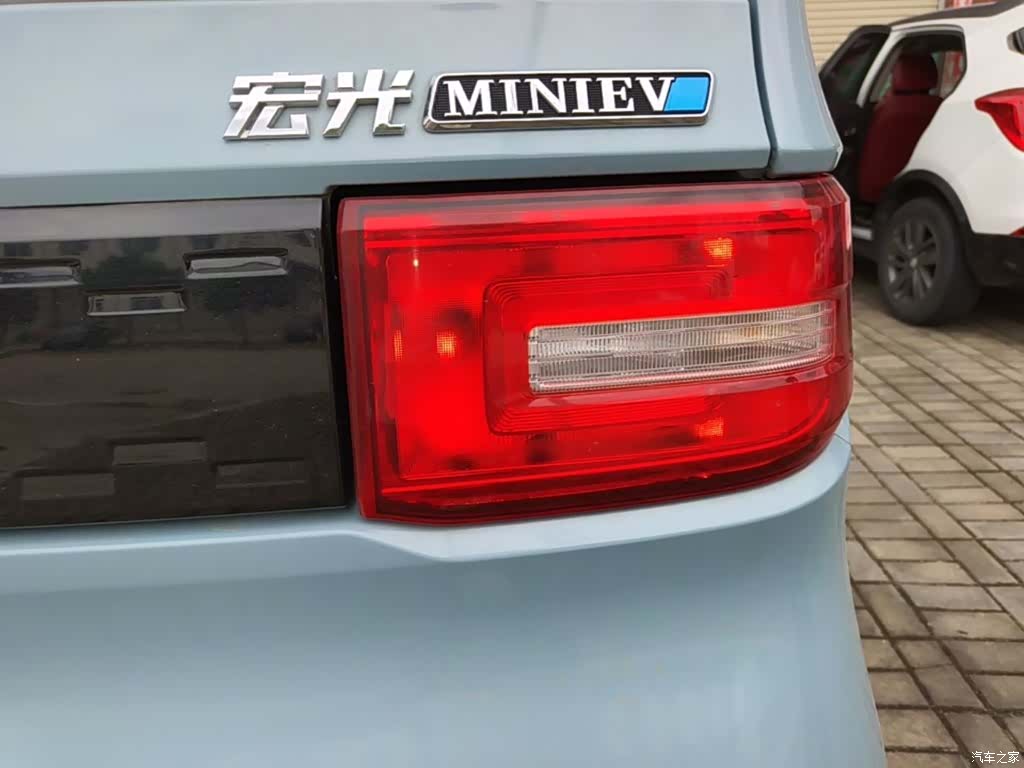 Wuling MINIEV, 2022 8