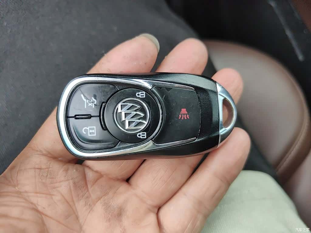 Buick Envision Plus, 2017 12