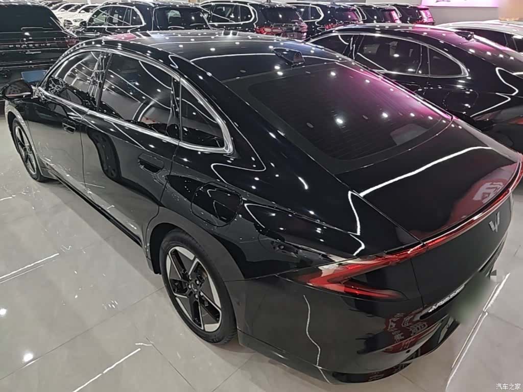 Wuling Starlight, 2025 все фото