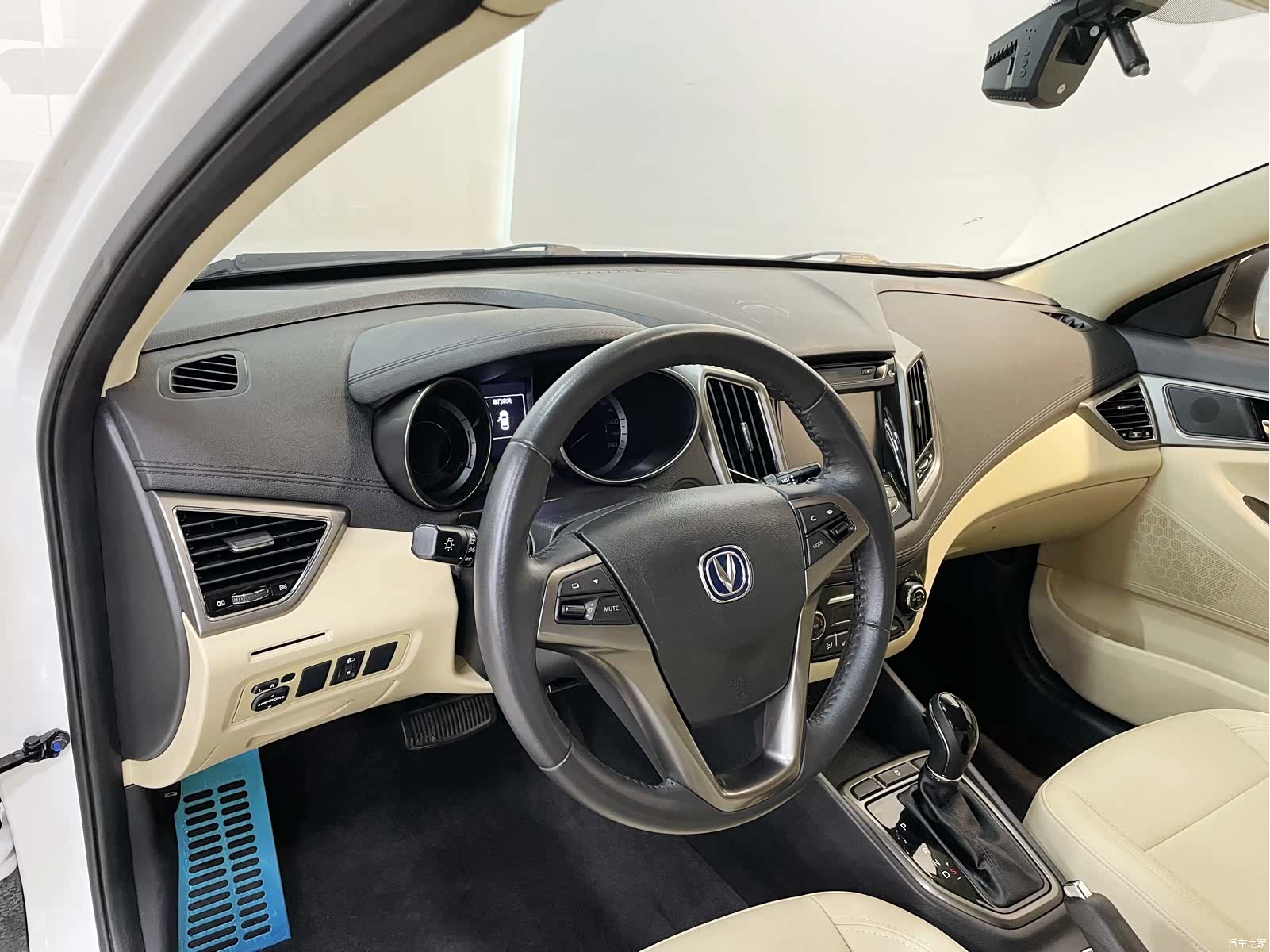 Changan Eado, 2017 16
