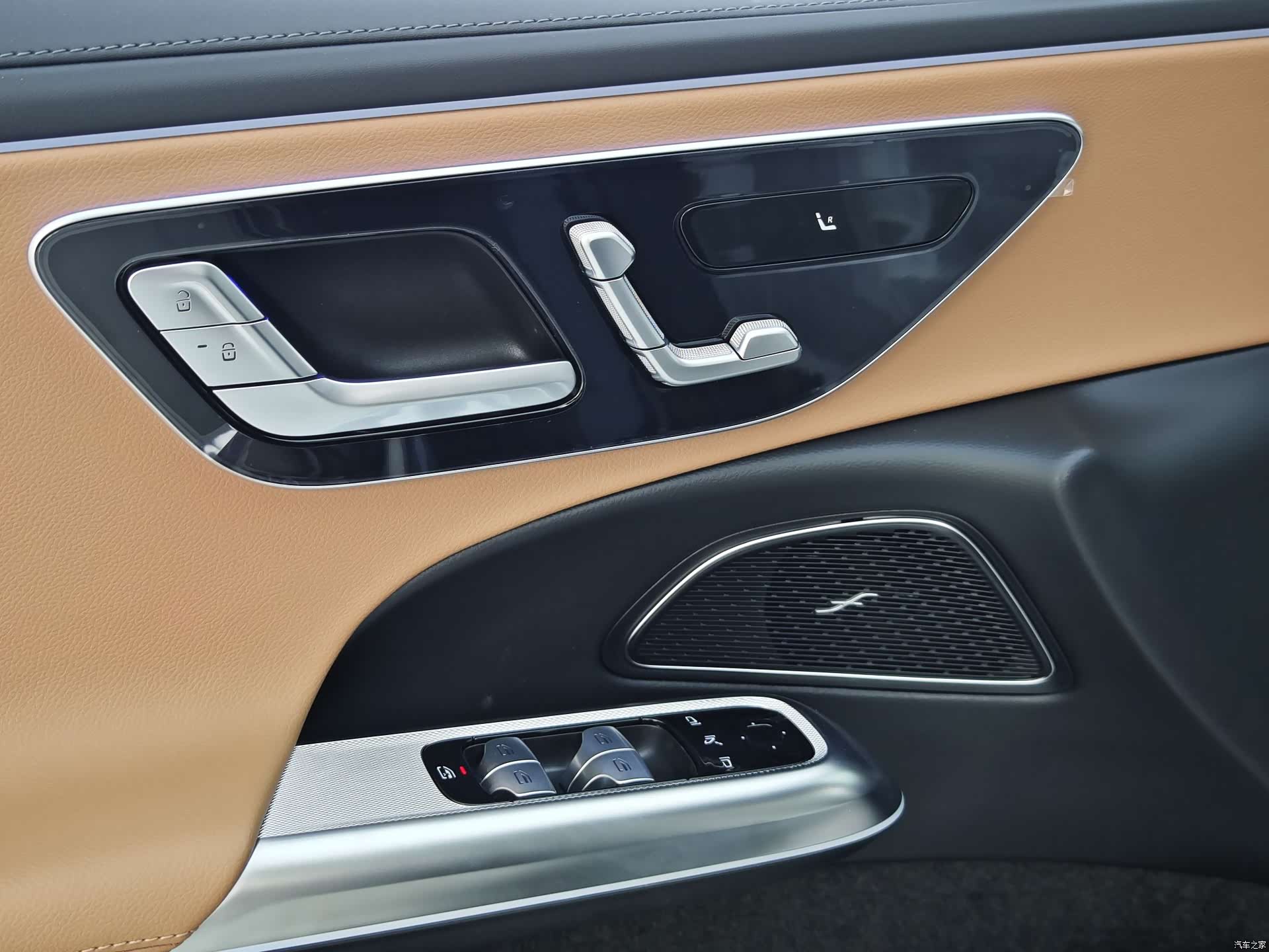 Mercedes-Benz E-Class, 2026 18