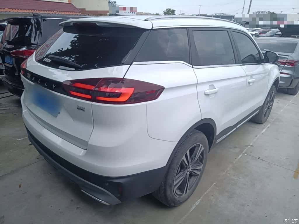 Geely Boyue, 2022 7