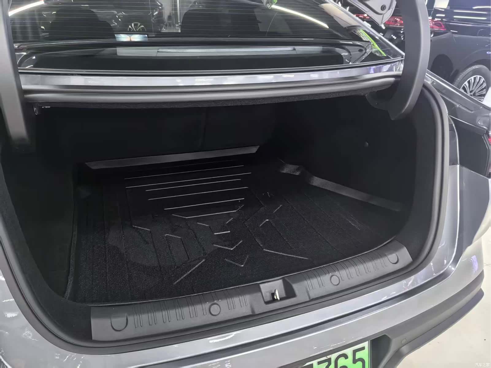 BYD Qin, 2025 10