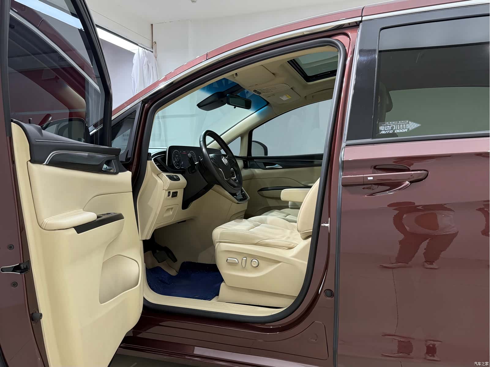 Buick GL8, 2022 7