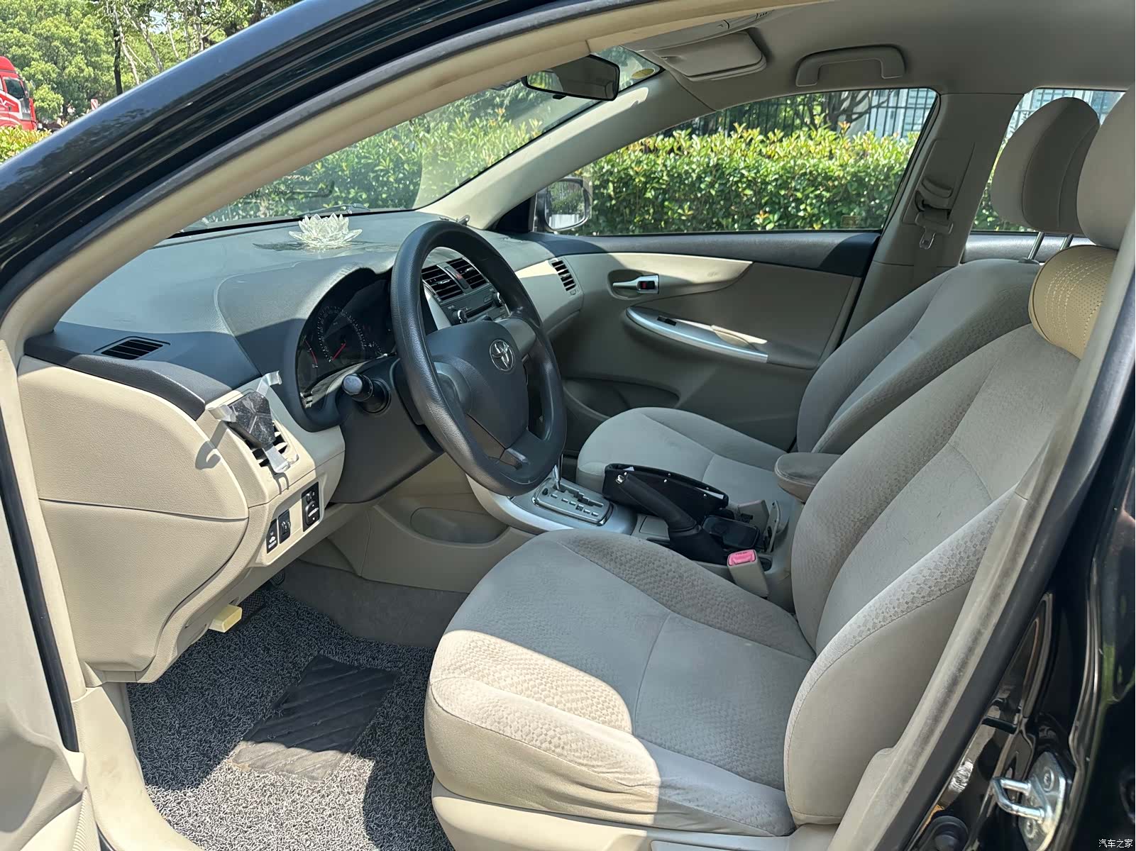 Toyota Corolla, 2013 9