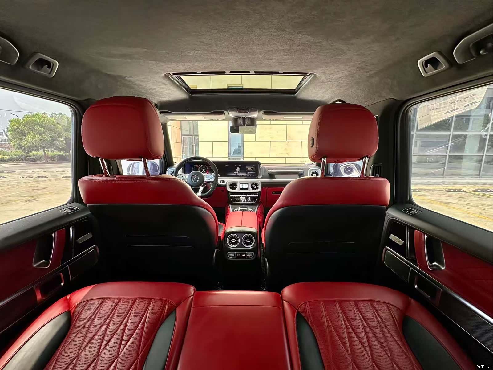 Mercedes-Benz G-Class, 2019 22