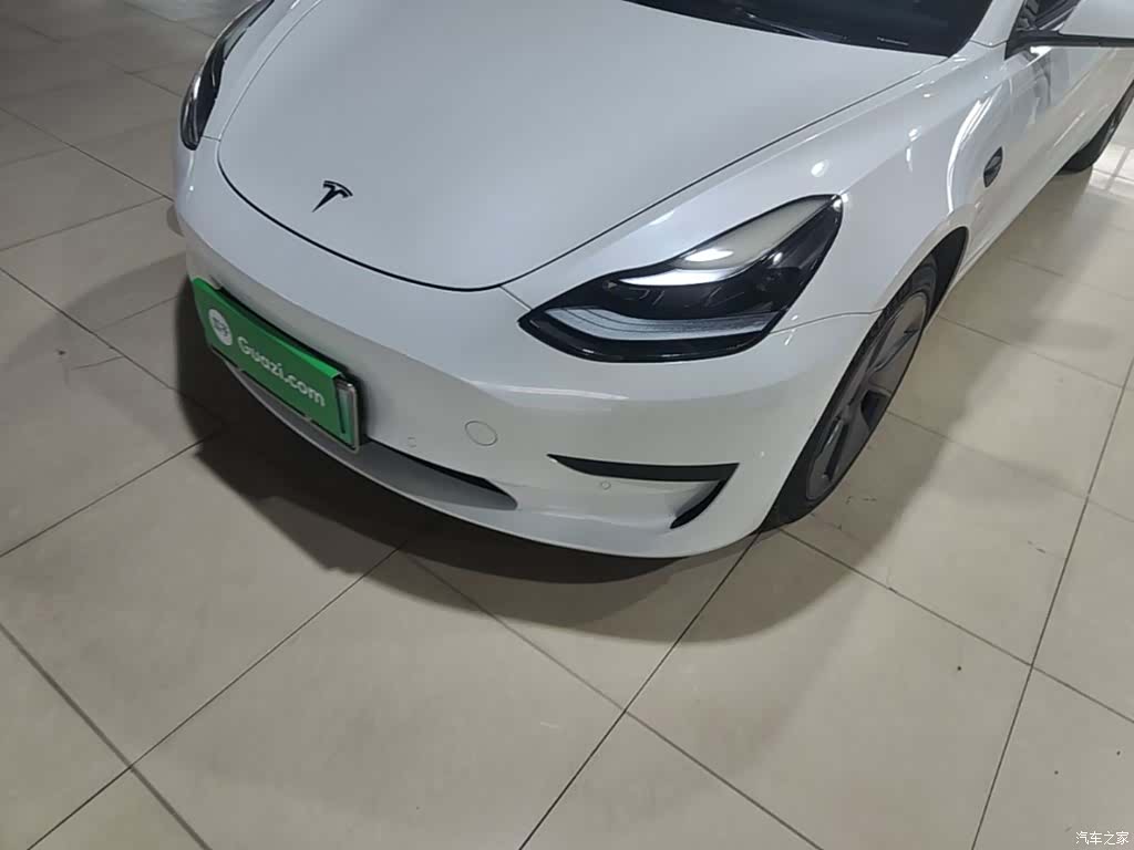 Tesla Model 3, 2021 24