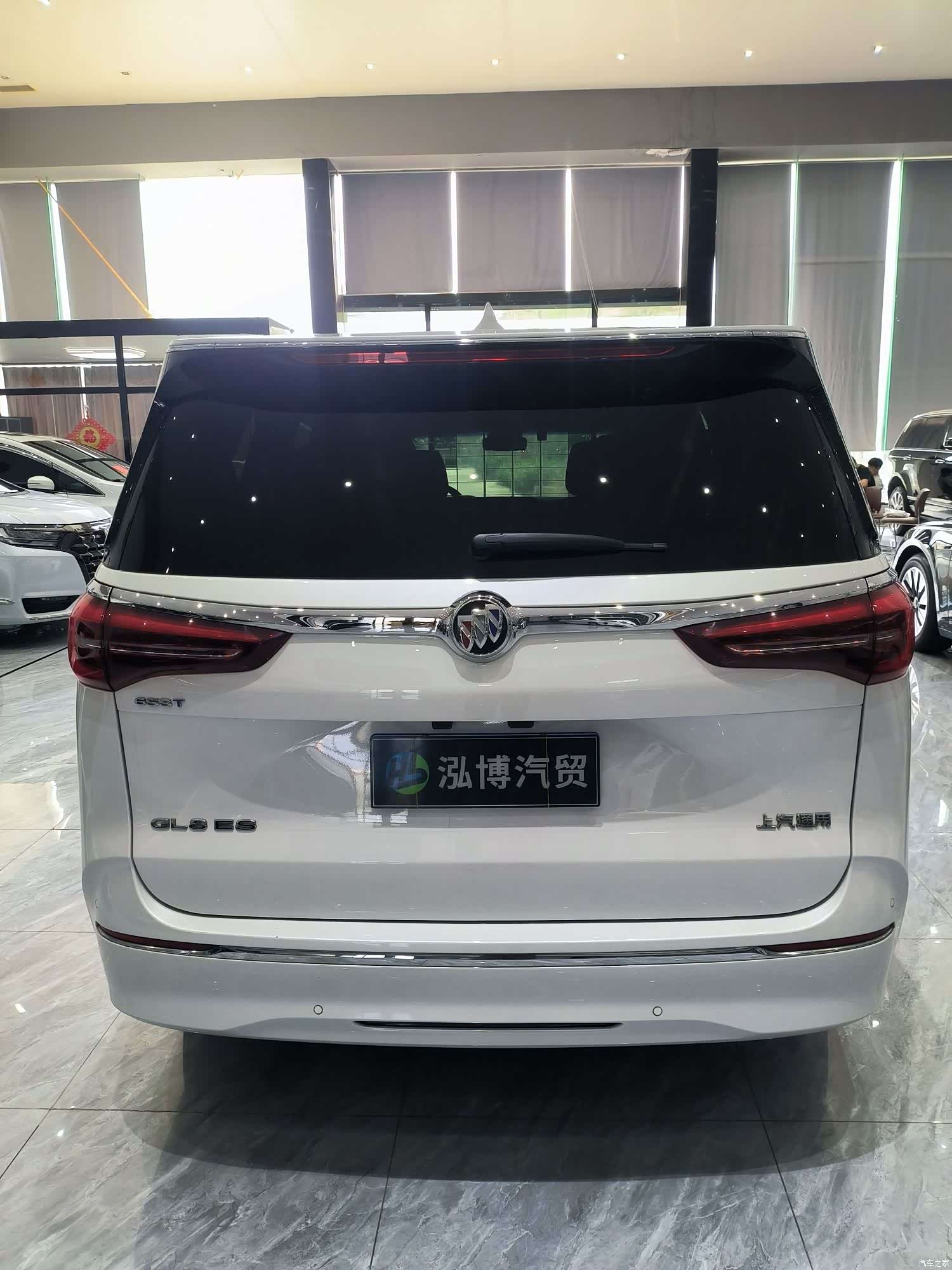 Buick GL8, 2023 9