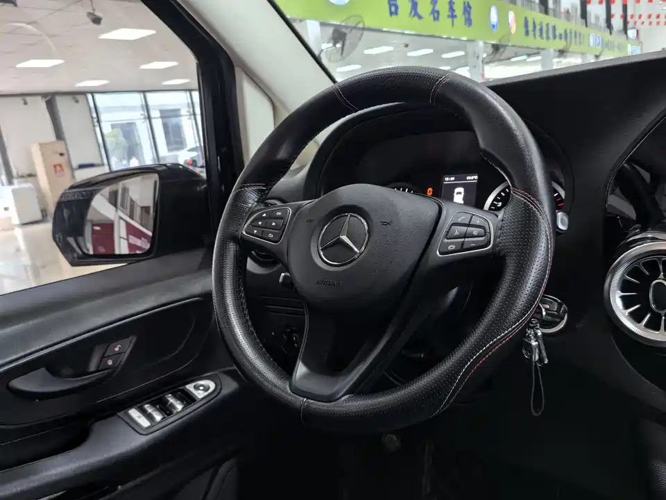 Mercedes-Benz Vito Mercedes-Benz Vito