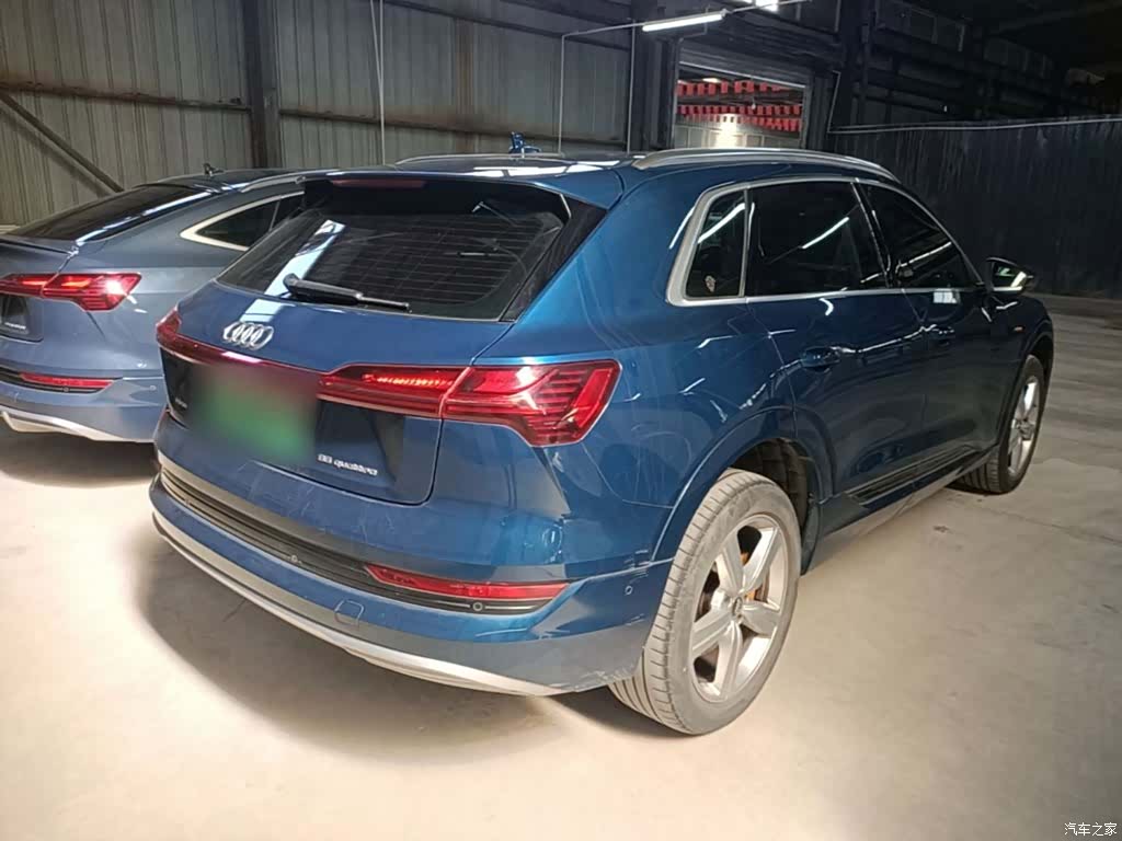 Audi e-tron, 2020 7