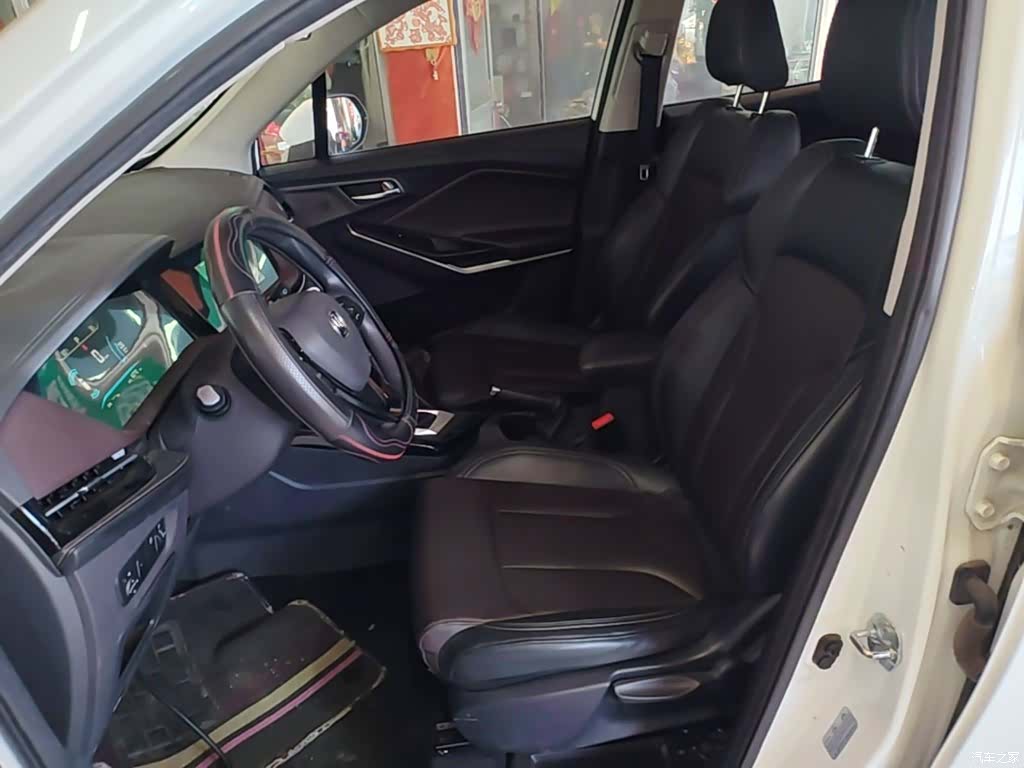 Changan CS15, 2020 15