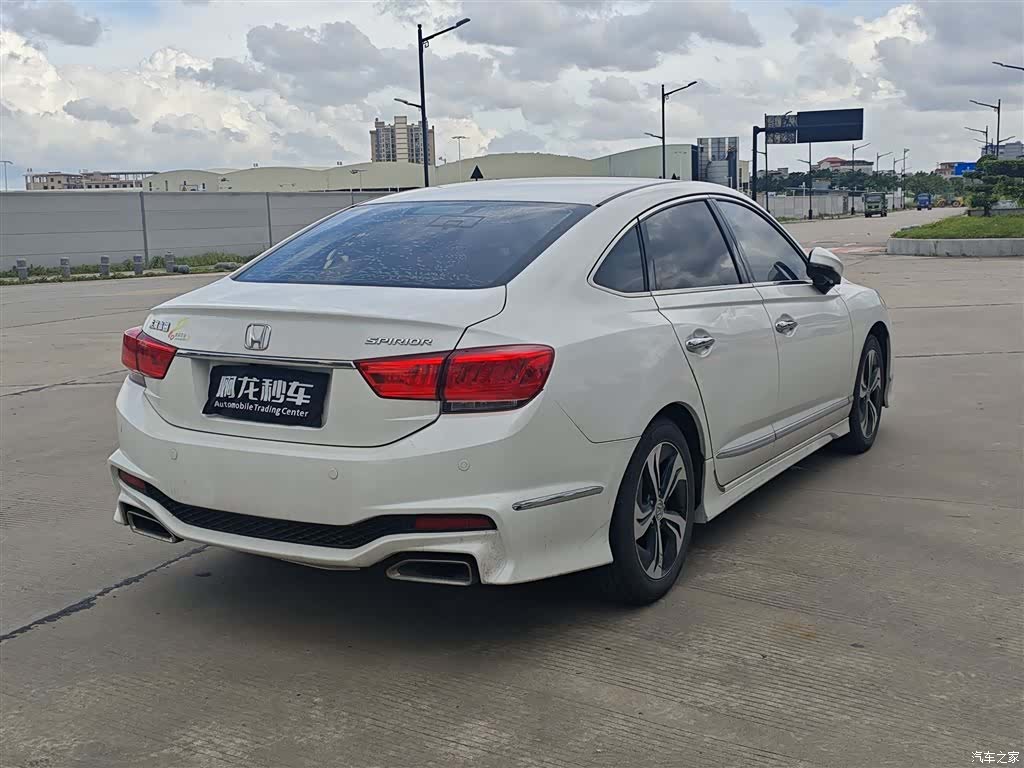 Honda Spirior, 2017 все фото