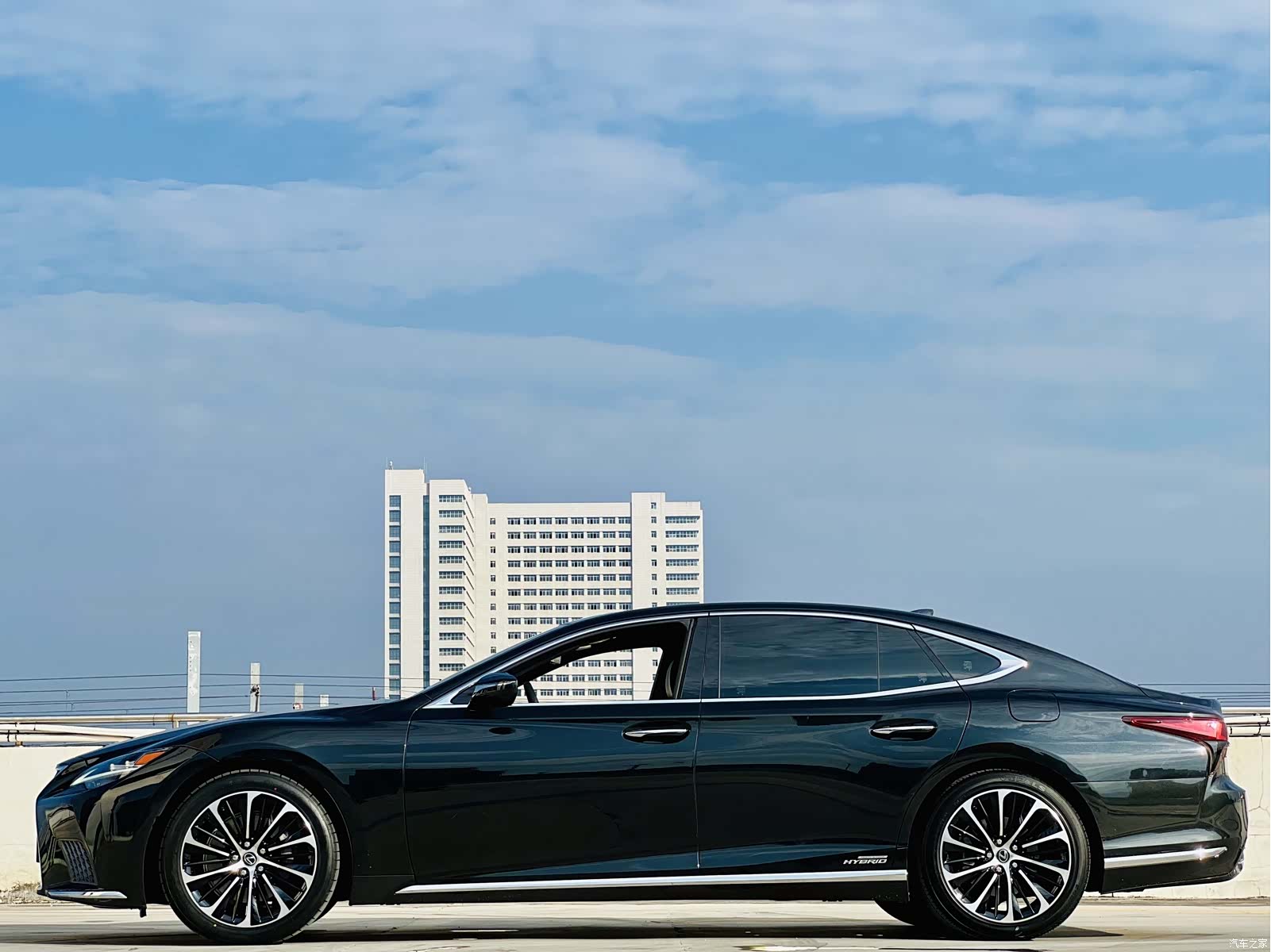 Lexus LS, 2021 14