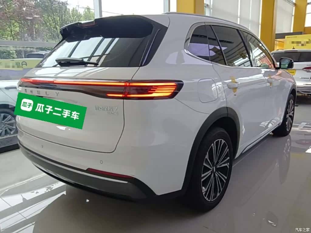 Geely 7, 2025 все фото