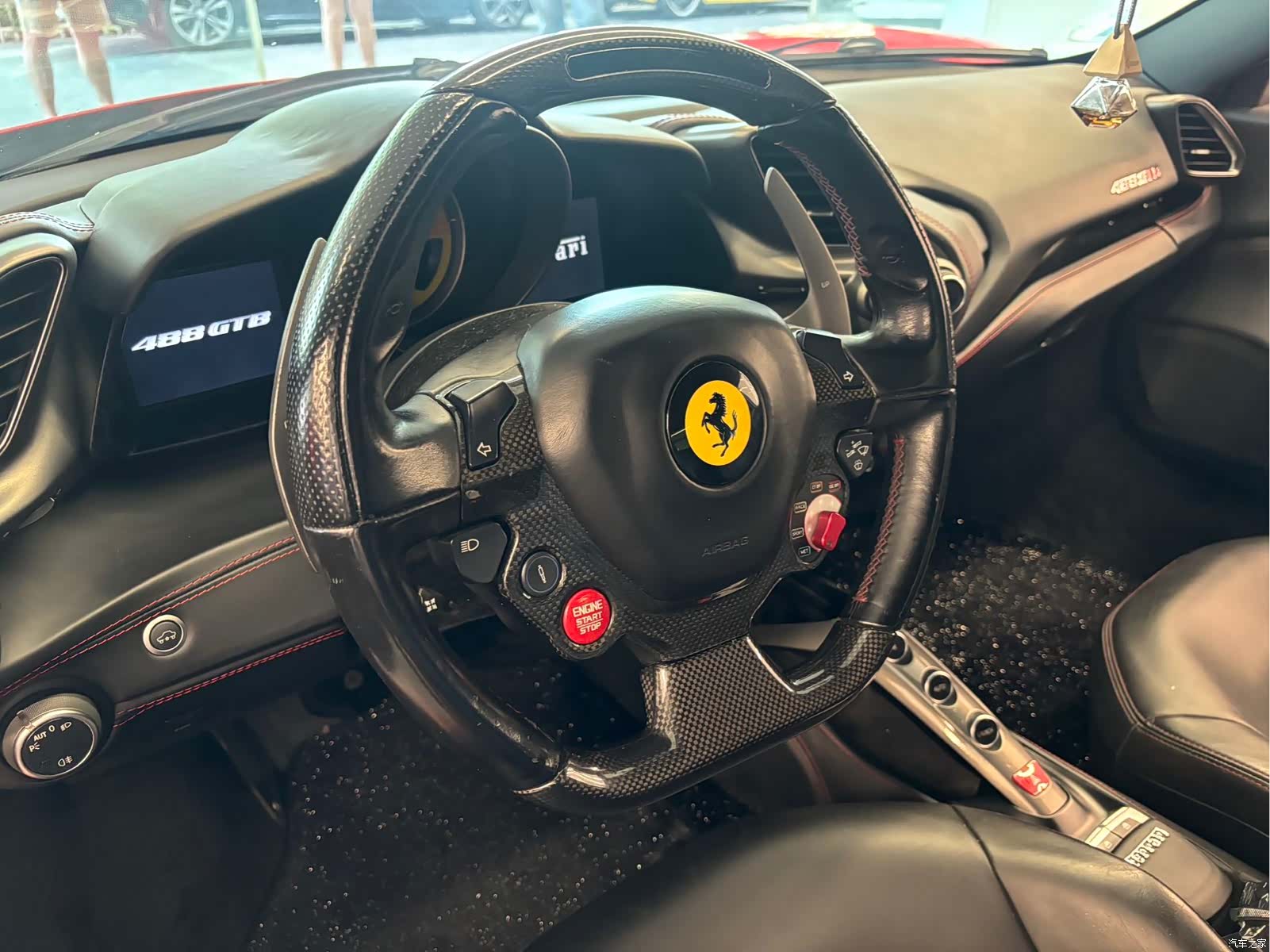 Ferrari 488, 2016 7