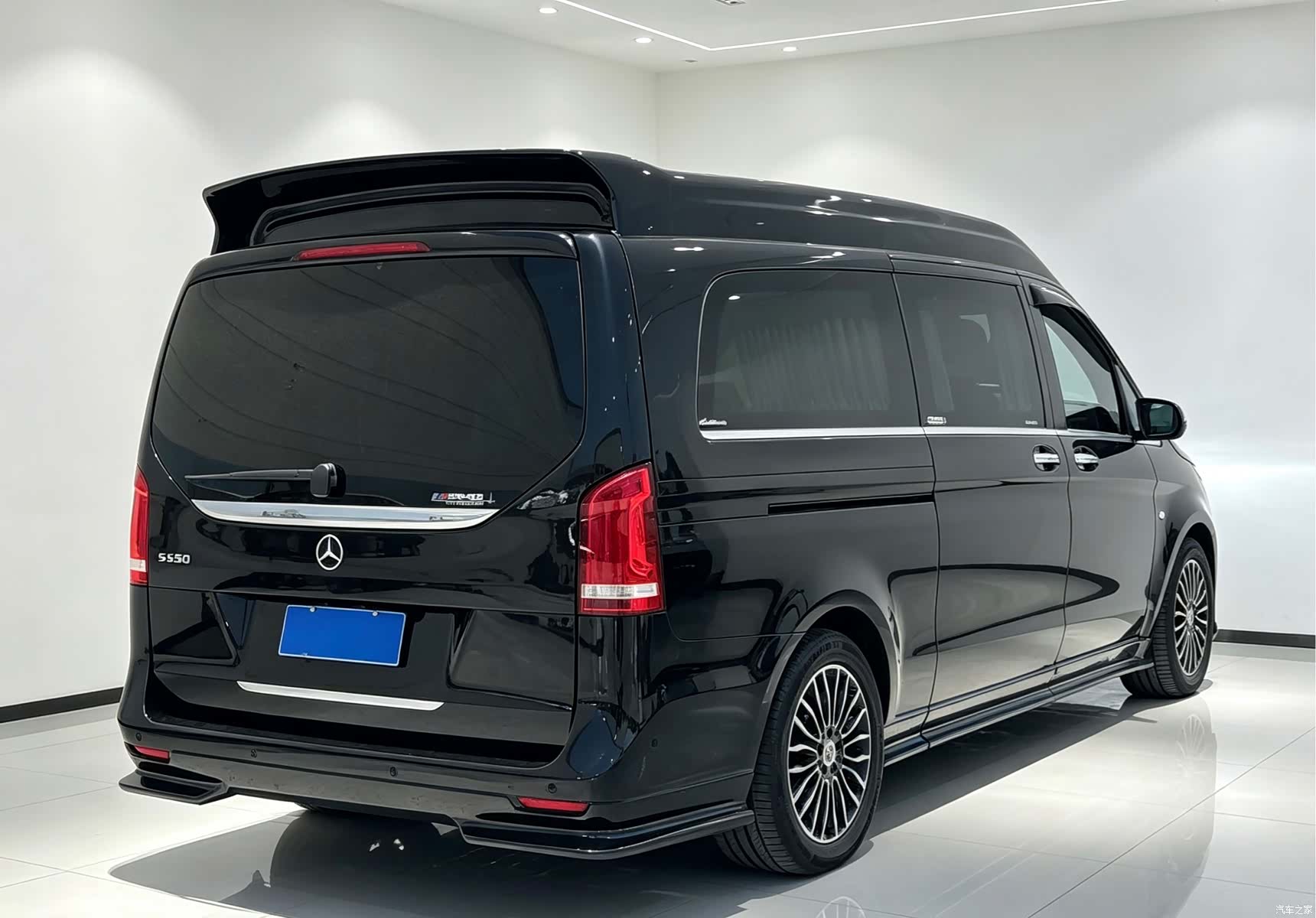 Mercedes-Benz V-Class, 2019 все фото