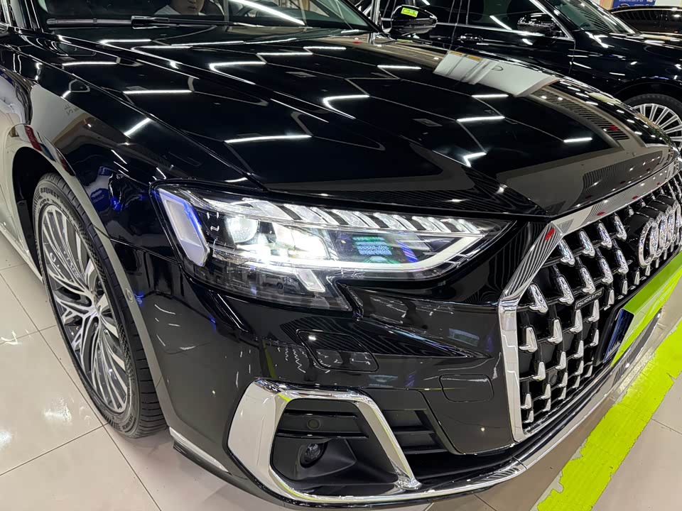 Audi A8 Audi A8