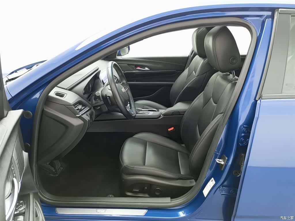 Cadillac CT4, 2021 10