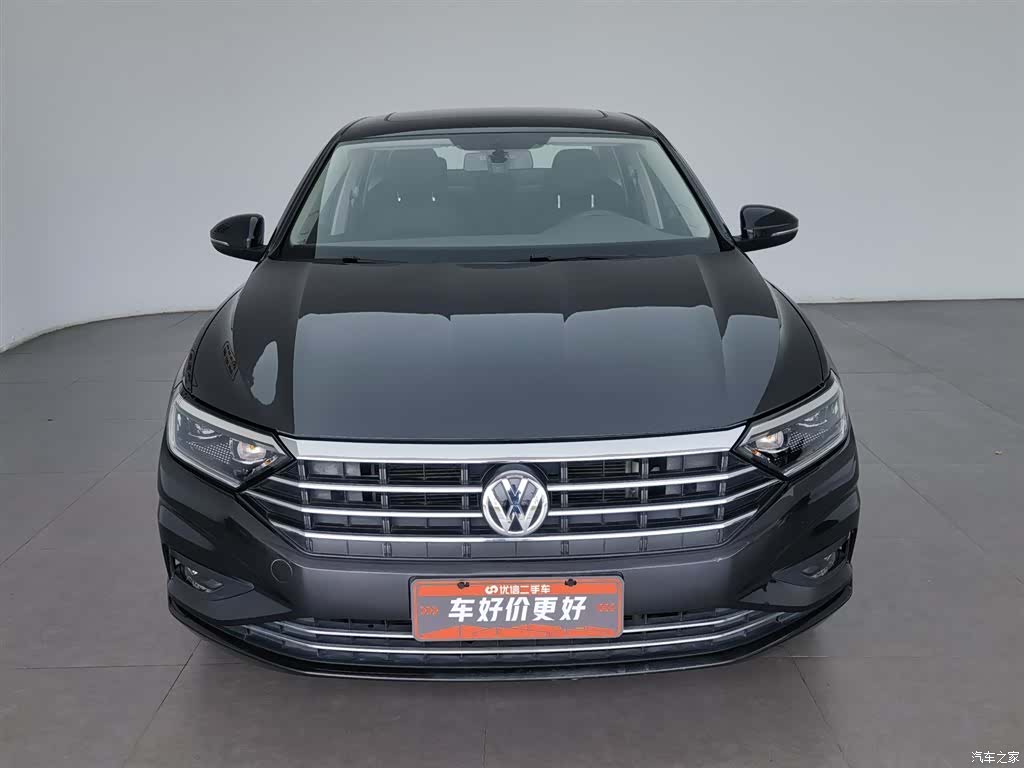 Volkswagen Sagitar, 2021 3