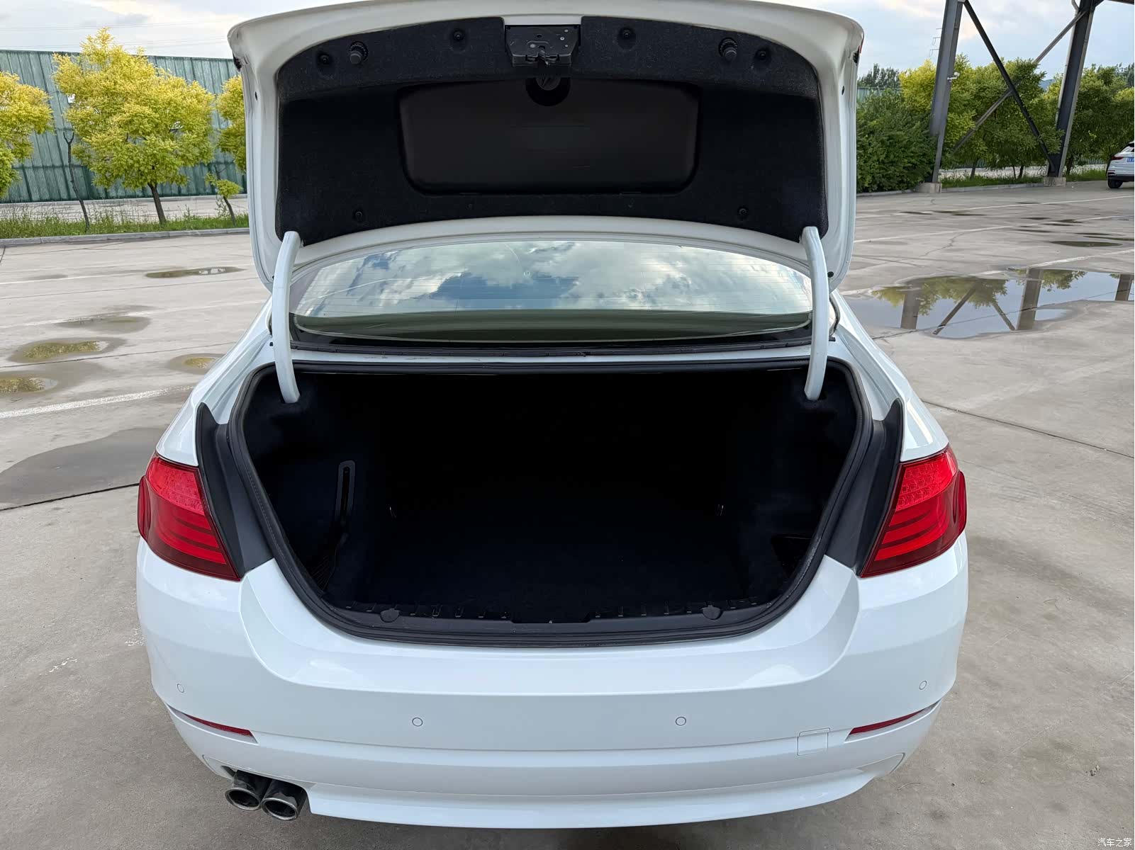 BMW 5 Series, 2012 30
