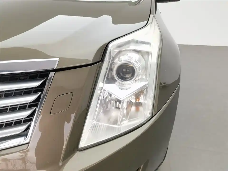 Cadillac SRX