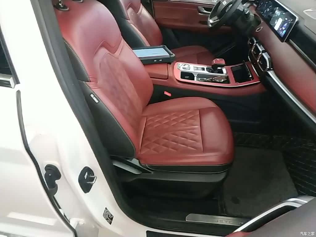 Jetour X70, 2025 25