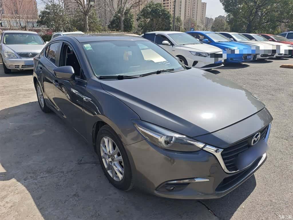 Mazda Mazda3, 2019 4