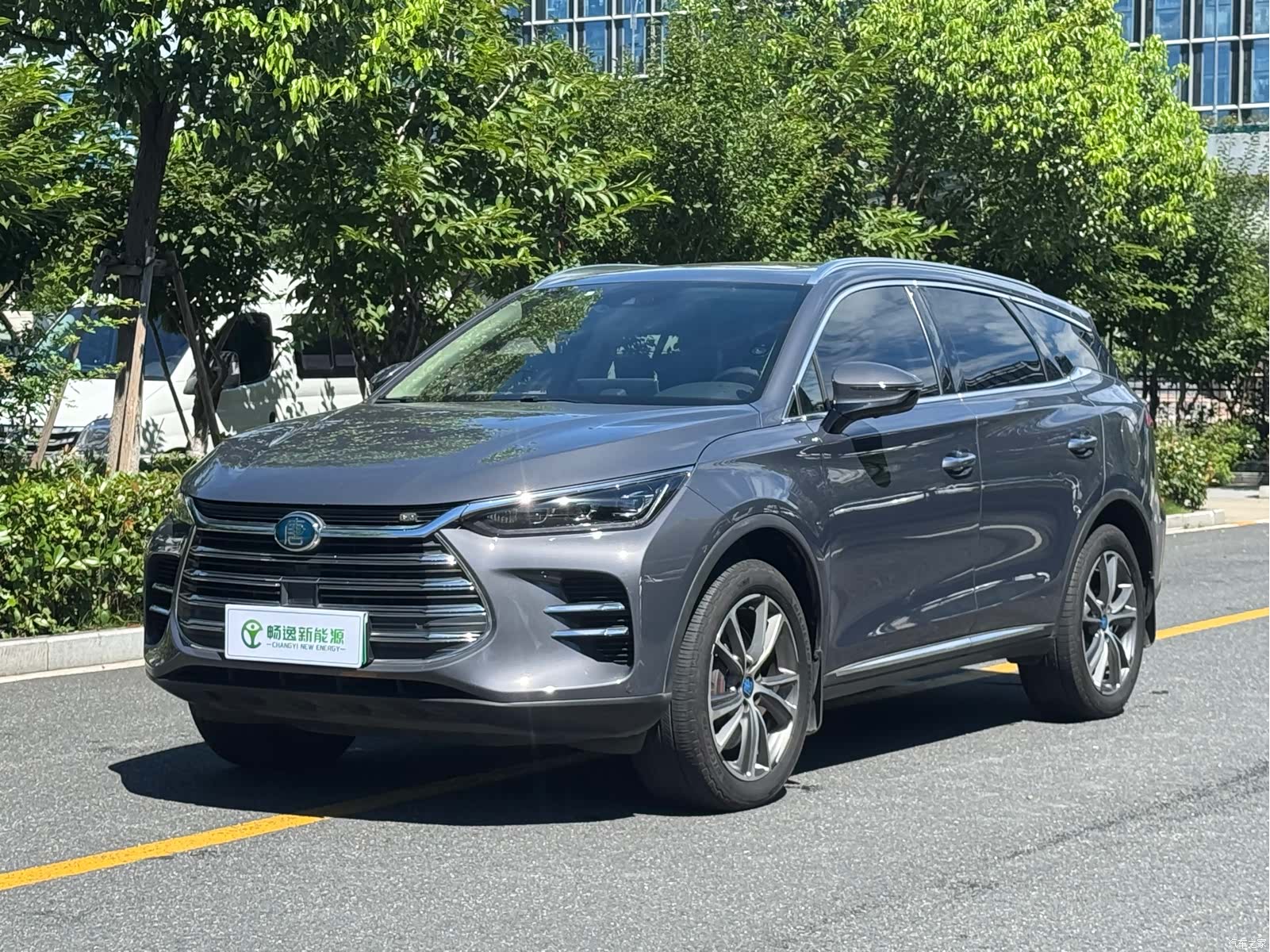 BYD Tang