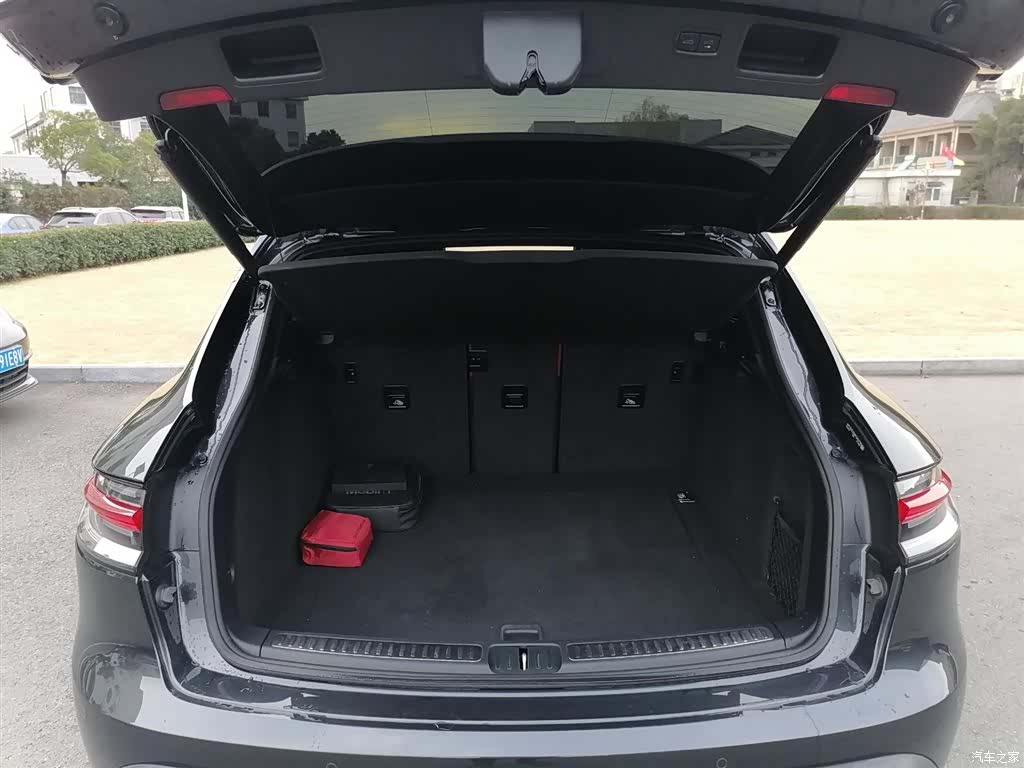 Porsche Macan, 2023 9