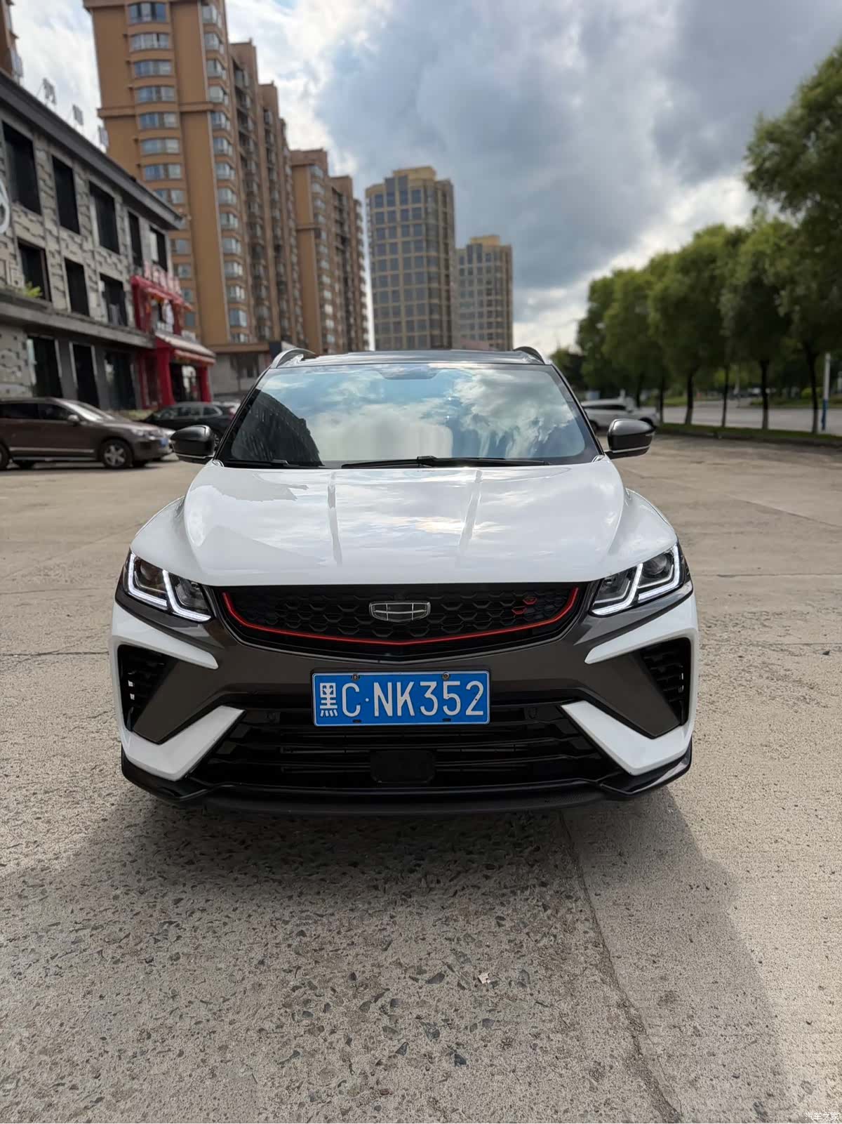 Geely Coolray, 2022 2