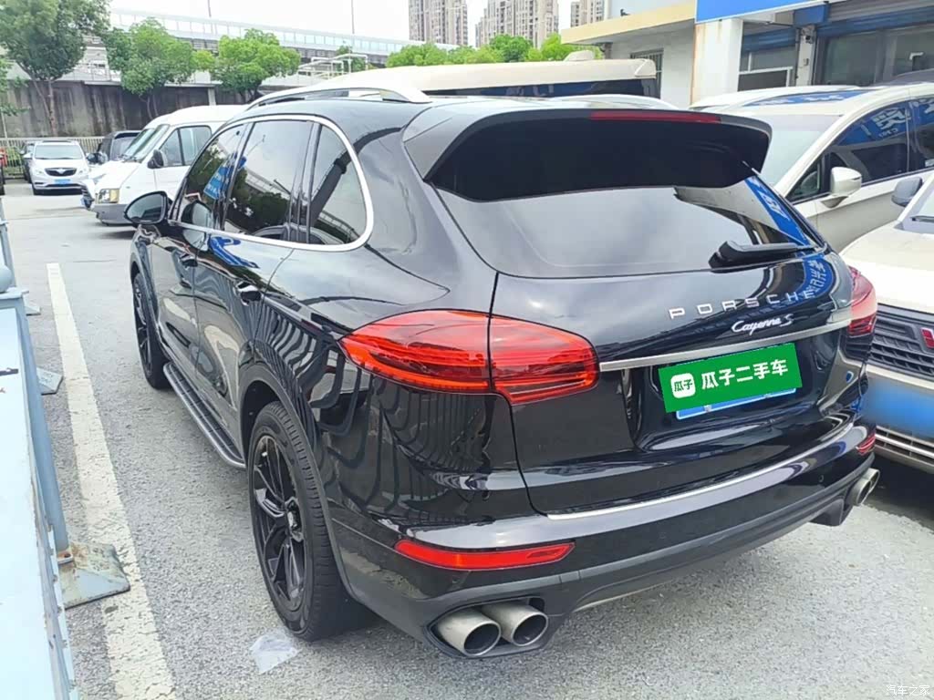 Porsche Cayenne, 2018 все фото