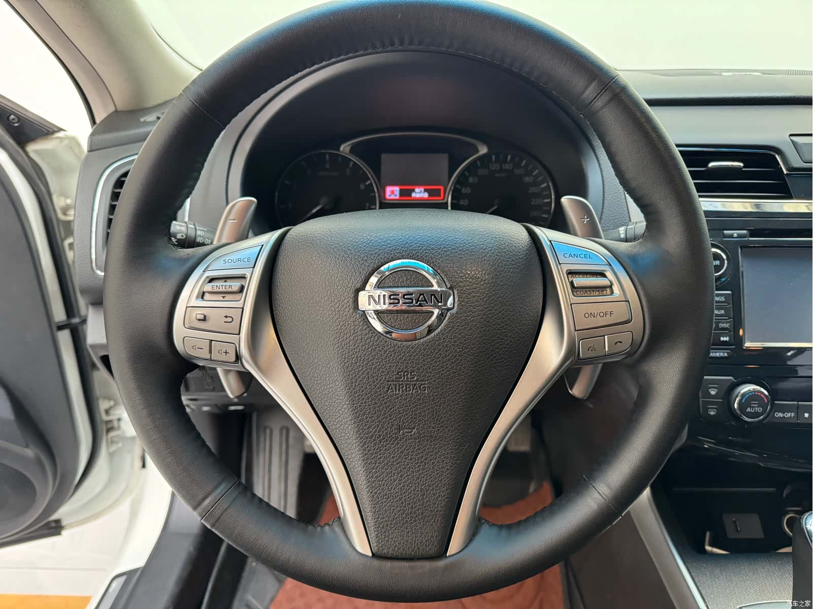 Nissan Teana, 2014 8