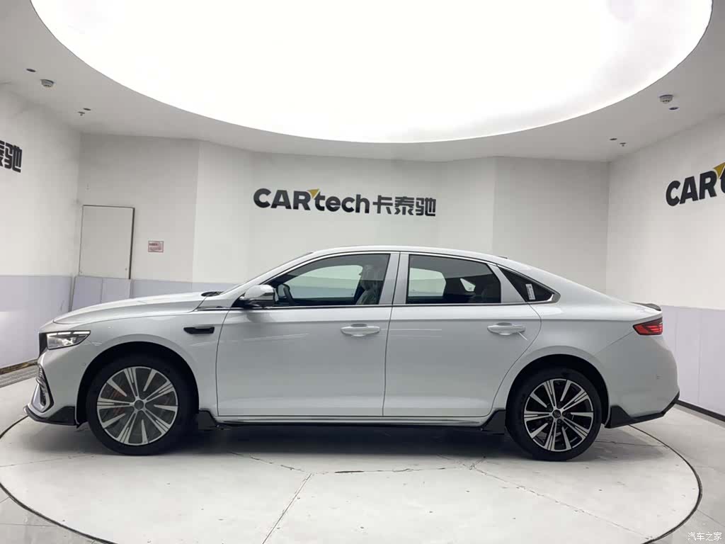 Geely Preface, 2026 8